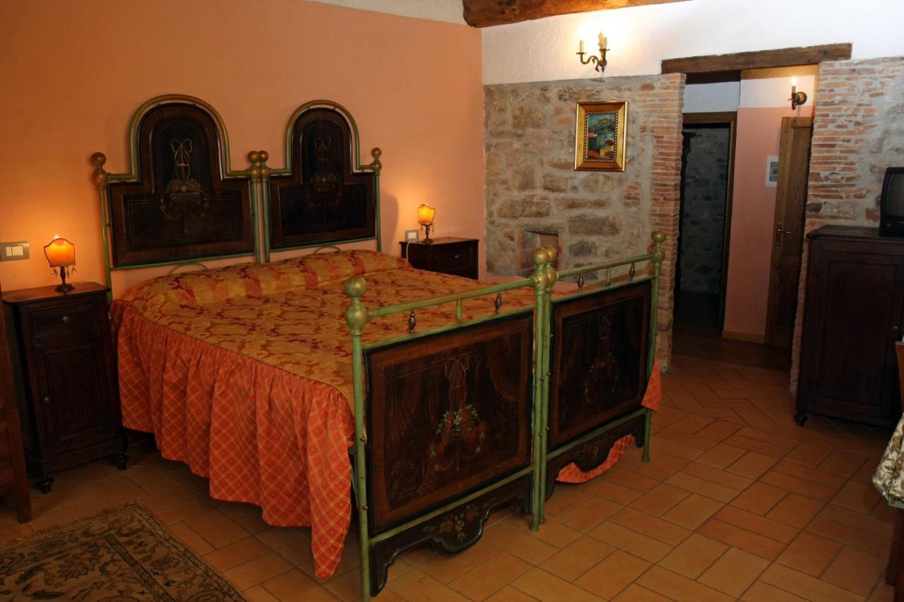 Agriturismo I Cerretelli بارغا الغرفة الصورة