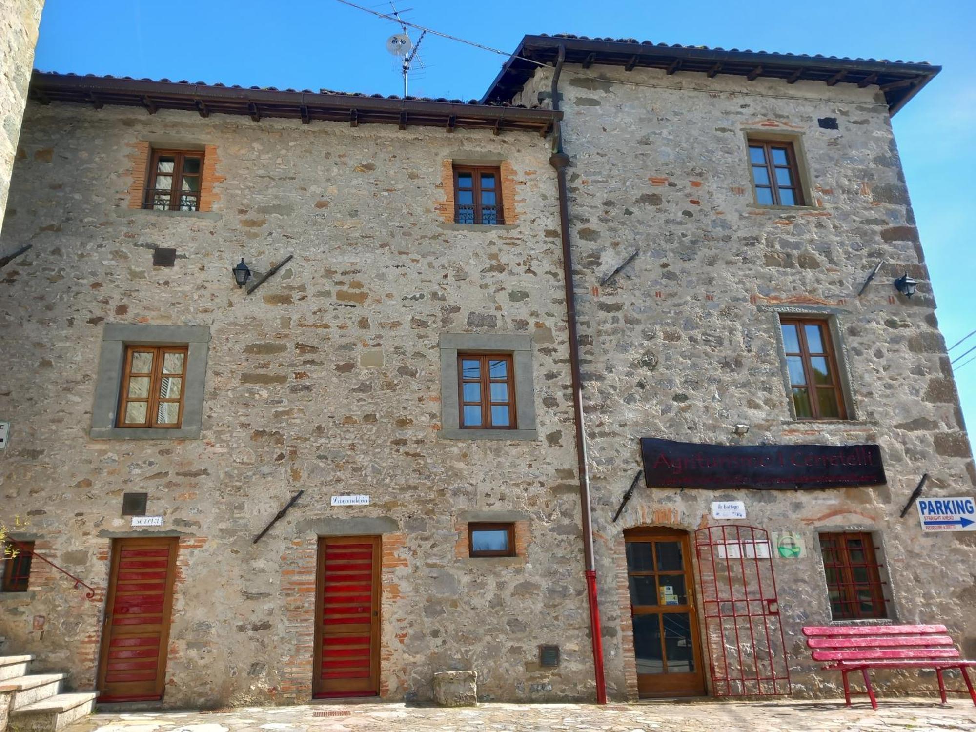 Agriturismo I Cerretelli بارغا المظهر الخارجي الصورة